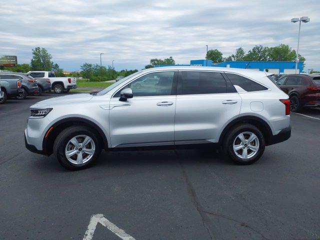 2022 Kia Sorento LX