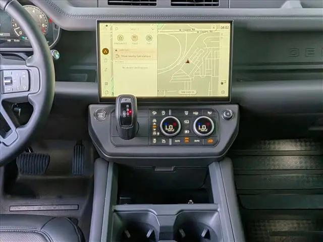 2026 Land Rover Defender P400 X-Dynamic SE
