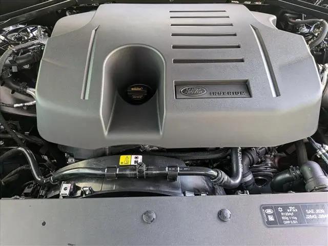 2026 Land Rover Defender P400 X-Dynamic SE