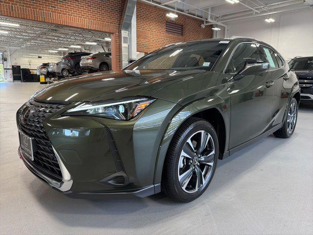 2025 Lexus 300 Premium