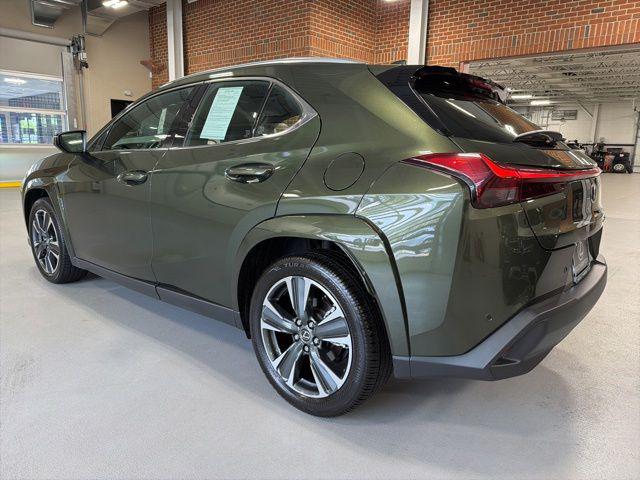 2025 Lexus 300 Premium