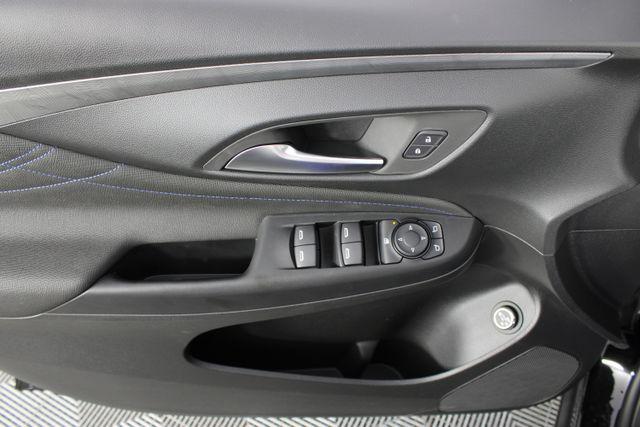 2026 Buick NV Sport Touring FWD
