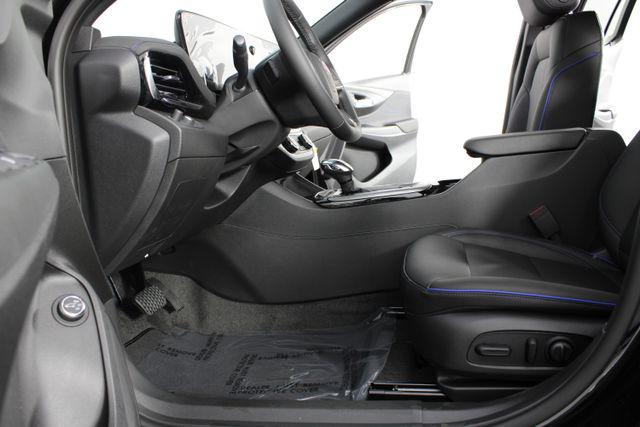 2026 Buick NV Sport Touring FWD