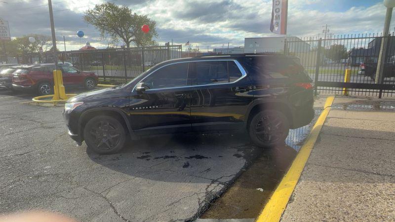 2020 Chevrolet Traverse FWD LT Cloth