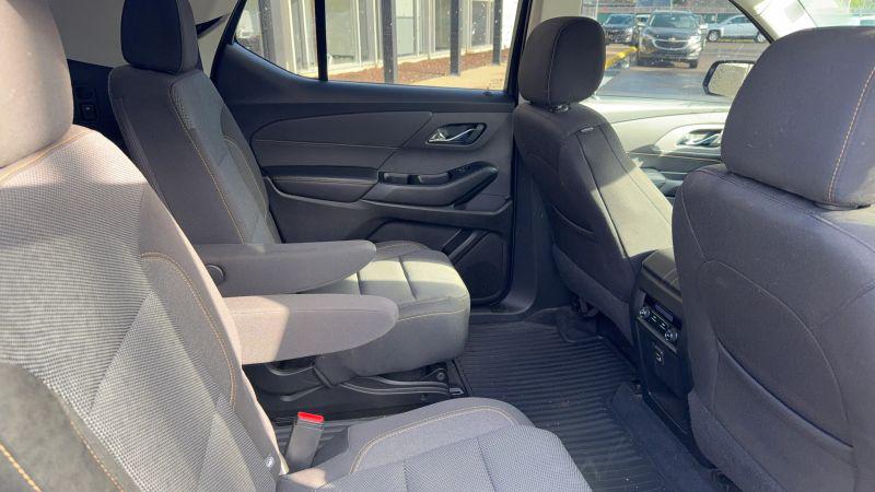 2020 Chevrolet Traverse FWD LT Cloth