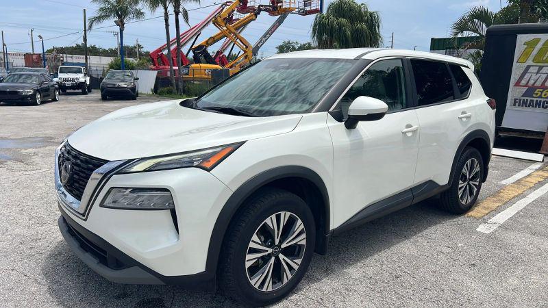 2022 Nissan Rogue SV FWD