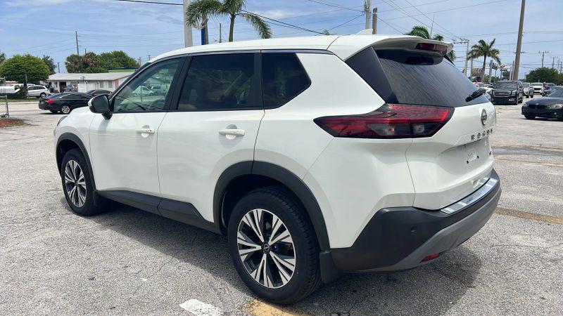 2022 Nissan Rogue SV FWD
