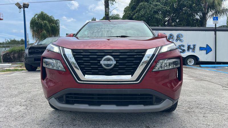 2022 Nissan Rogue SV FWD