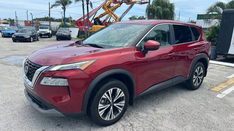 2022 Nissan Rogue SV FWD
