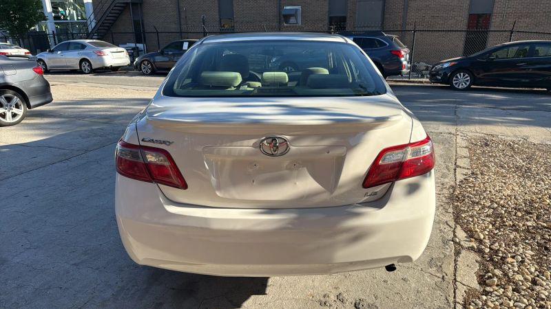 2009 Toyota Camry LE