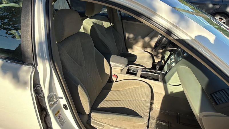 2009 Toyota Camry LE