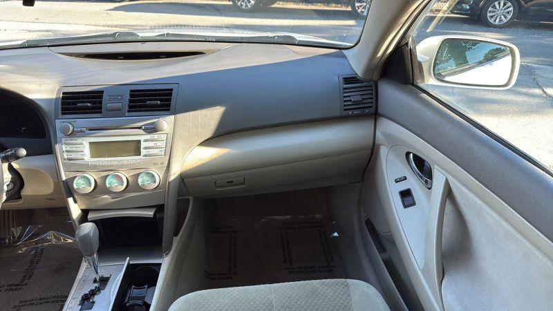 2009 Toyota Camry LE