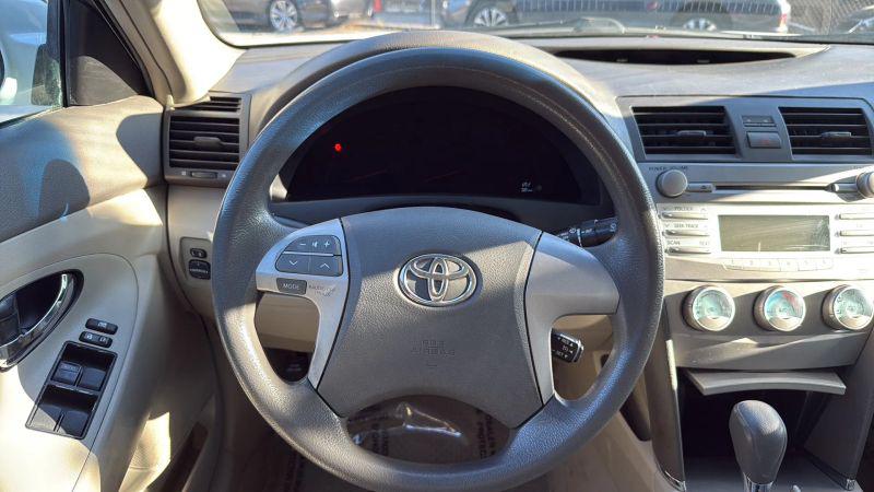 2009 Toyota Camry LE