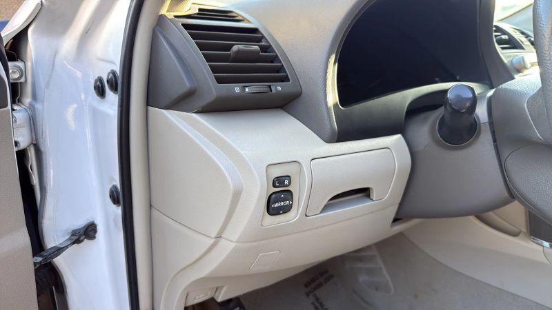 2009 Toyota Camry LE