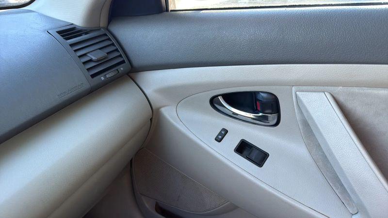 2009 Toyota Camry LE