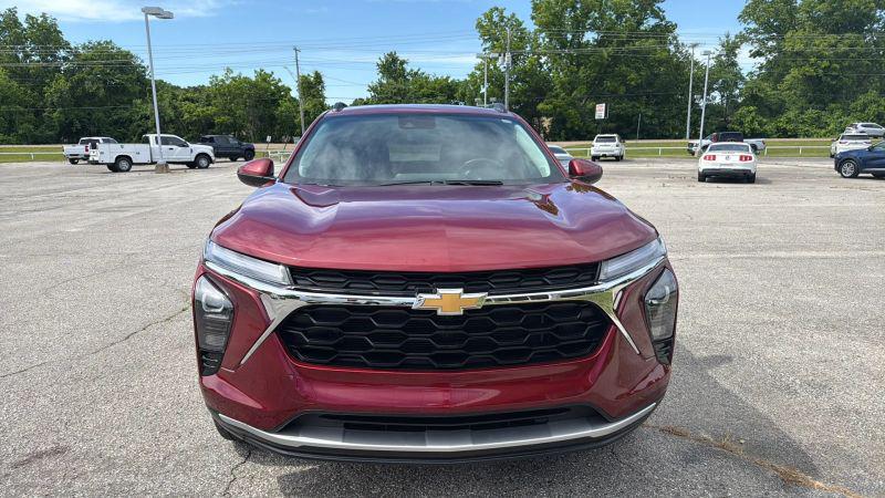2025 Chevrolet Trax FWD LT