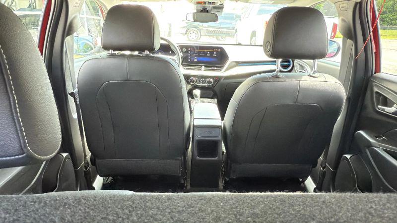 2025 Chevrolet Trax FWD LT