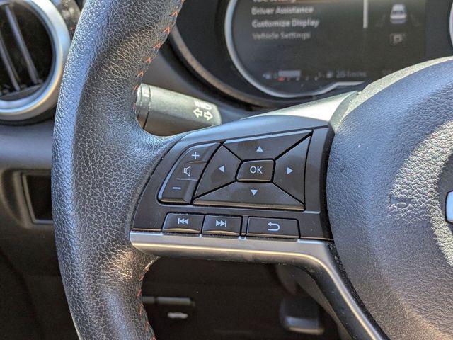 2024 Nissan Versa 1.6 SR