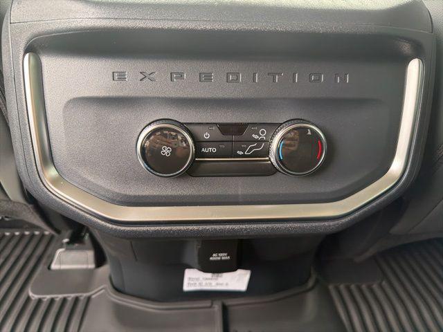 2026 Ford Expedition Max Active MAX