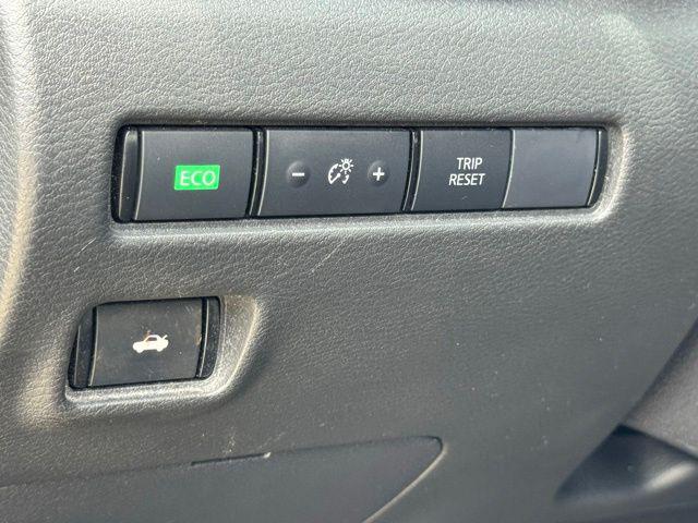 2023 Nissan Sentra SR Xtronic CVT