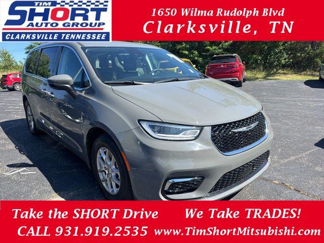 2023 Chrysler Pacifica Touring L for sale in Clarksville, TN