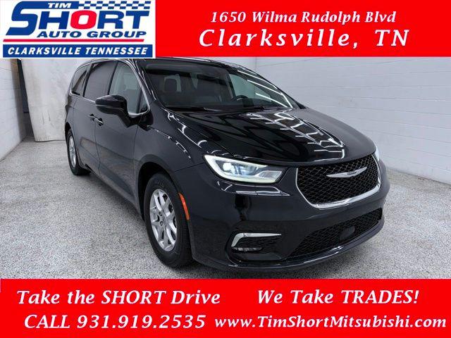 2023 Chrysler Pacifica Touring L for sale in Clarksville, TN