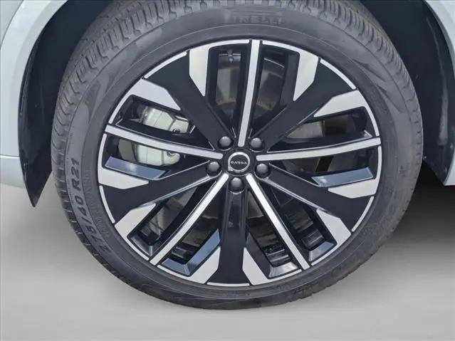 2025 Volvo XC90 Plug-In Hybrid T8 Ultra 7-Seater