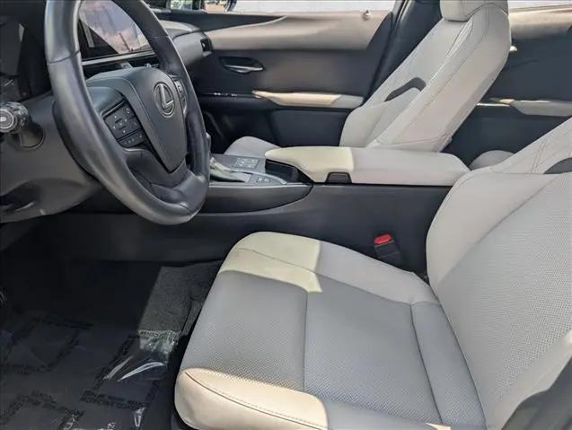 2024 Lexus UX 250h Premium