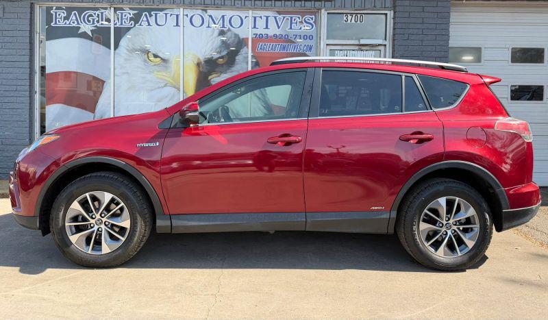 2018 Toyota RAV4 Hybrid LE