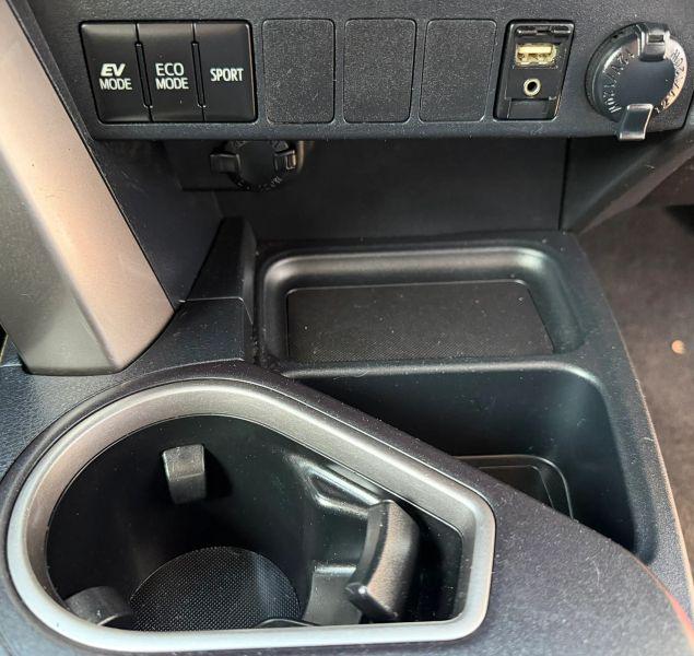 2018 Toyota RAV4 Hybrid LE