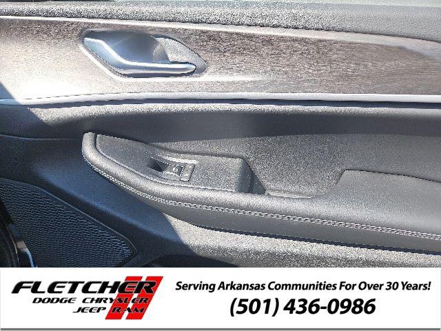 2026 Jeep Grand Cherokee Altitude 4x2