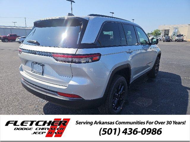2026 Jeep Grand Cherokee Altitude 4x2