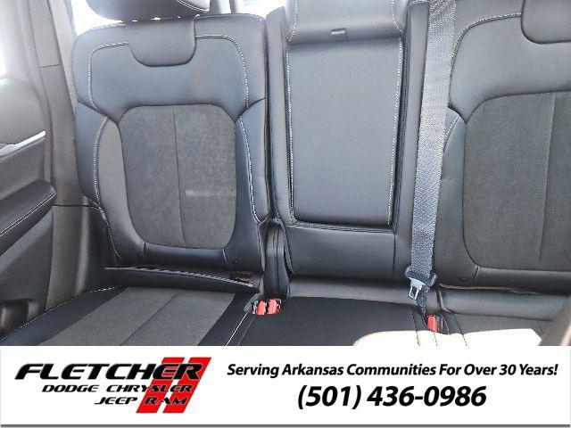 2026 Jeep Grand Cherokee Altitude 4x2
