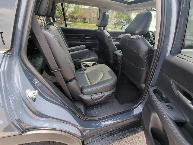 2025 Toyota Grand Highlander Platinum