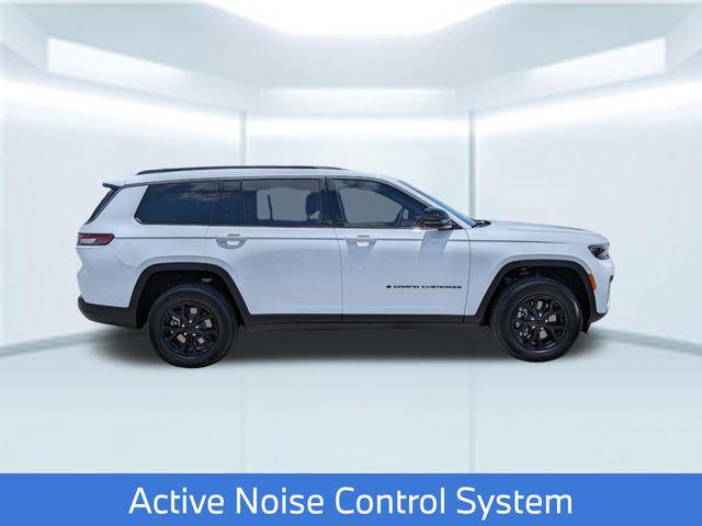 2026 Jeep Grand Cherokee L Altitude 4x2