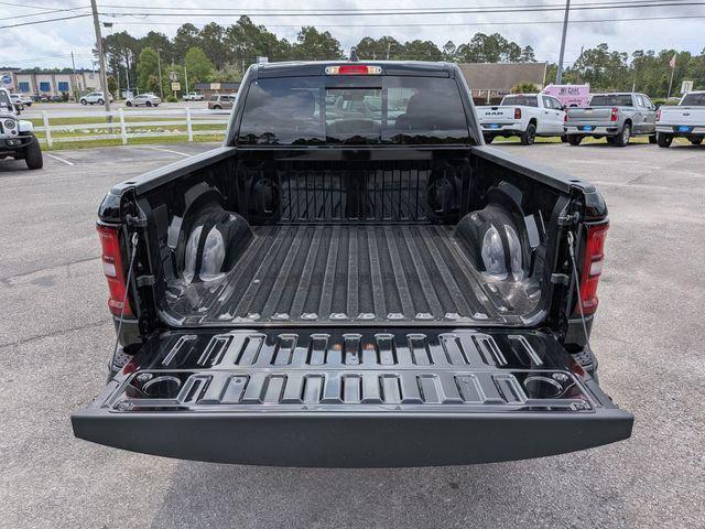 2026 Ram 1500 Express Crew Cab 4x4 57 Box