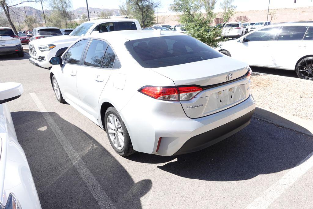 2023 Toyota Corolla LE CVT's photo