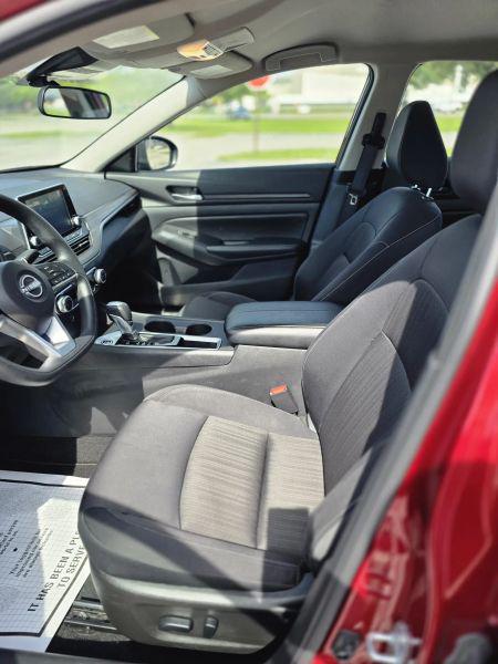 2025 Nissan Altima SV FWD