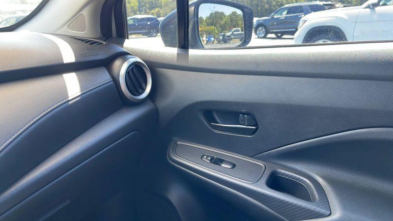 2020 Nissan Versa S Xtronic CVT