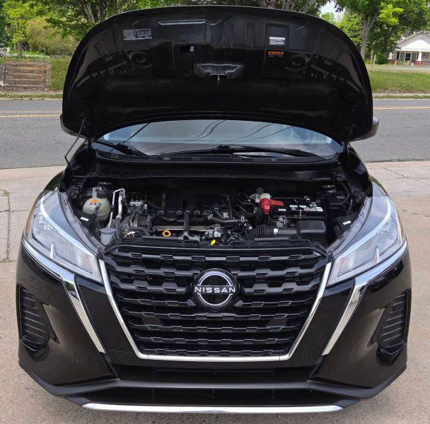 2023 Nissan Kicks SV Xtronic CVT