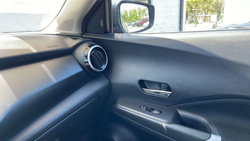 2023 Nissan Kicks SV Xtronic CVT