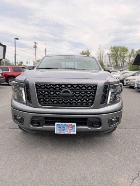 2019 Nissan Titan SV