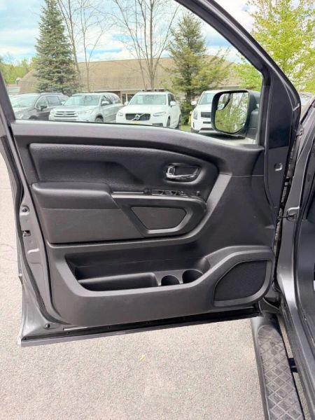 2019 Nissan Titan SV