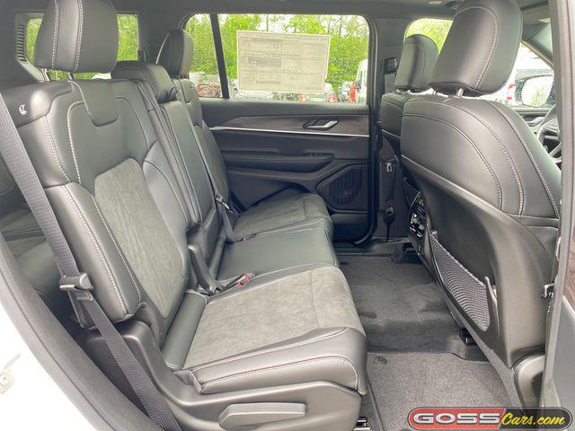 2026 Jeep Grand Cherokee L Altitude 4x4