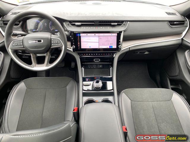 2026 Jeep Grand Cherokee L Altitude 4x4