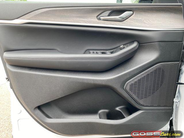 2026 Jeep Grand Cherokee L Altitude 4x4