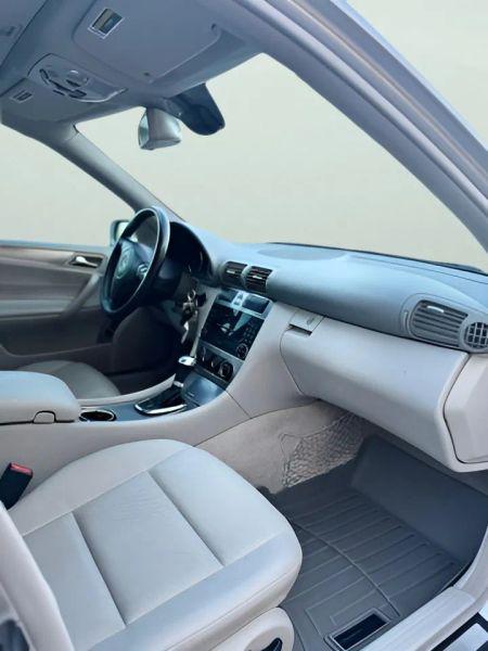 2005 Mercedes-Benz C 230 C 230 Sport