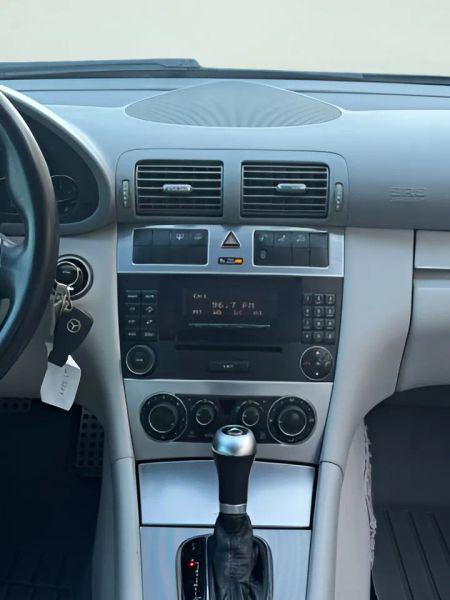 2005 Mercedes-Benz C 230 C 230 Sport
