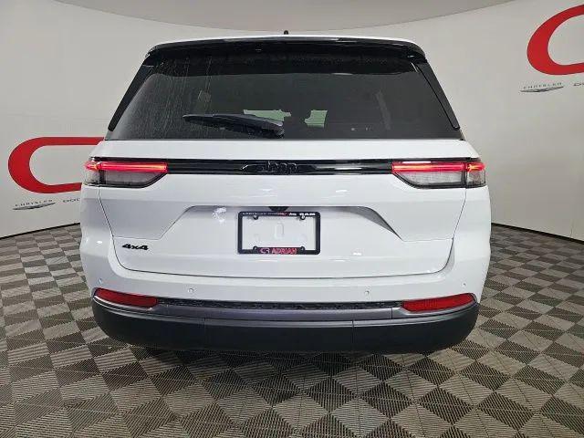 2026 Jeep Grand Cherokee Altitude 4x4