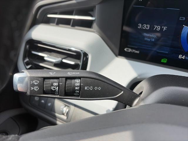 2027 Chevrolet Bolt LT FWD